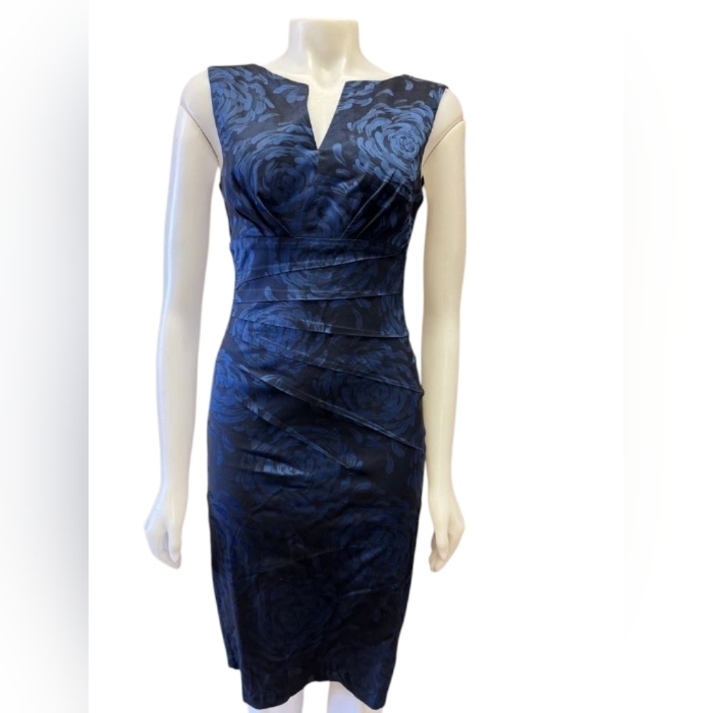 Le Chateau EUC Pencil Dress Floral Blue Midi Size Small